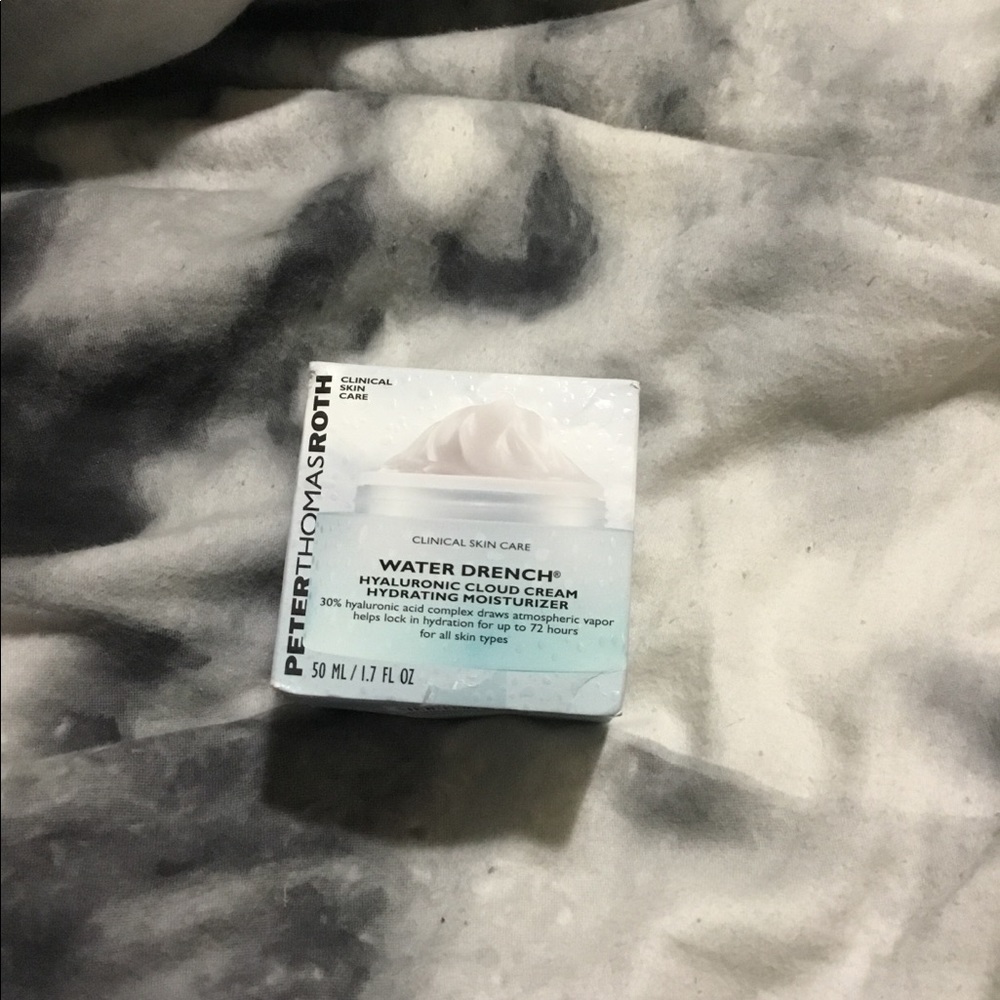 Peter Thomas Roth Water Drench Cloud Creme